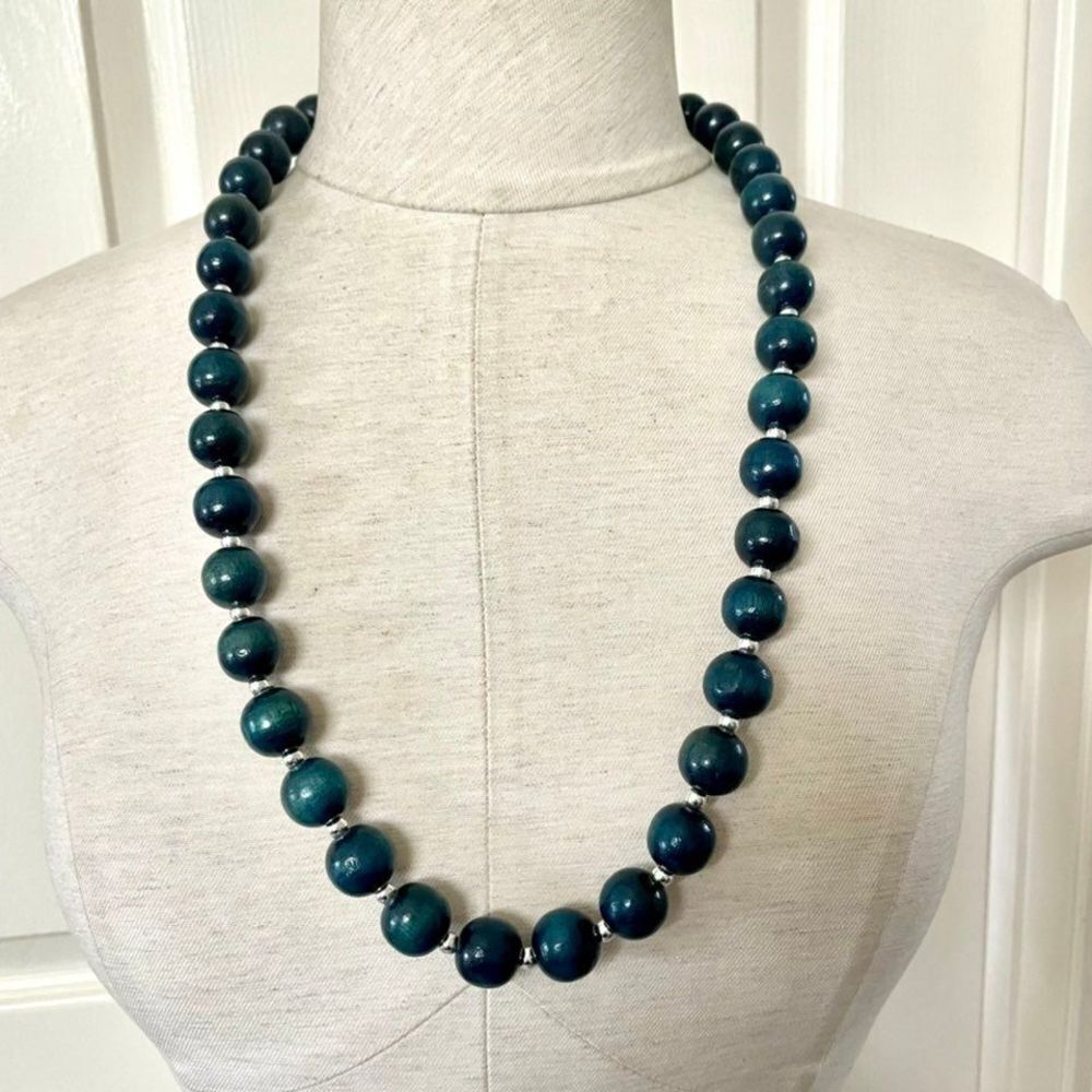Blue beaded long necklace